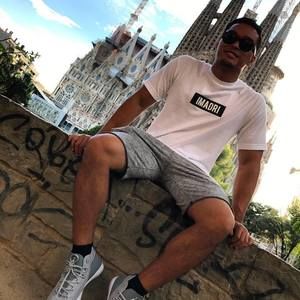 Meet your Posher, Jillian